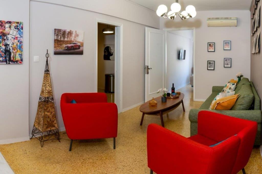 Crown Syntagma Apartment Atenas Exterior foto